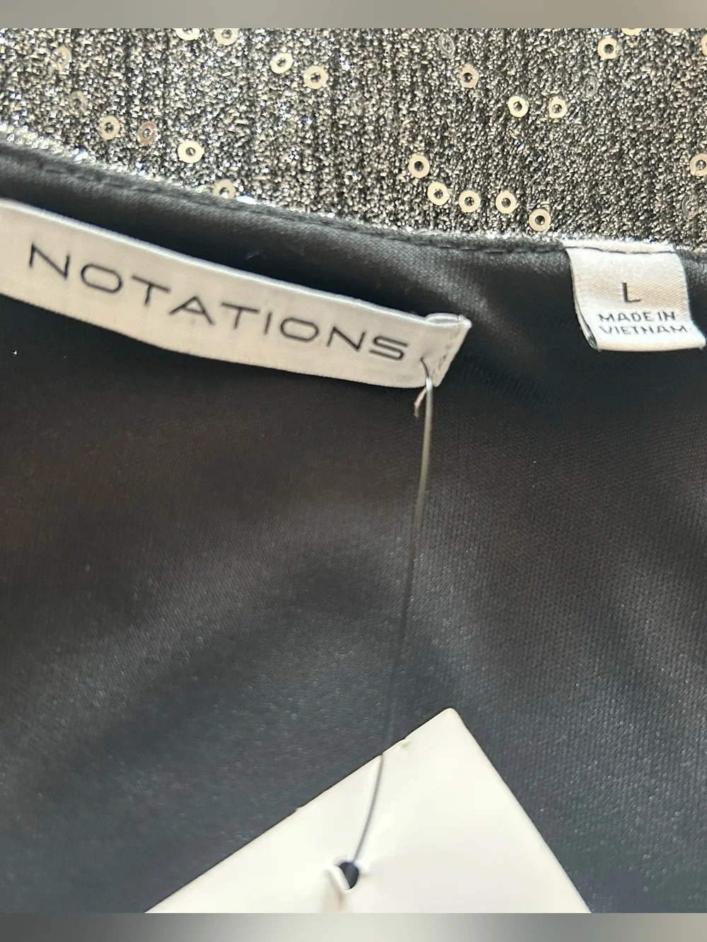 Notations NWT Silver Metallic Sequin V-Neck Blouse Size L - Picture 6 of 10